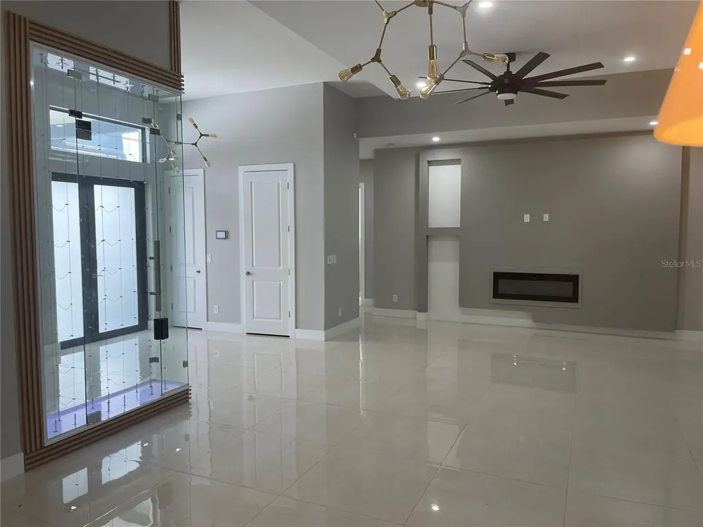 2106 SW 4th Street Cape Coral FL 33991