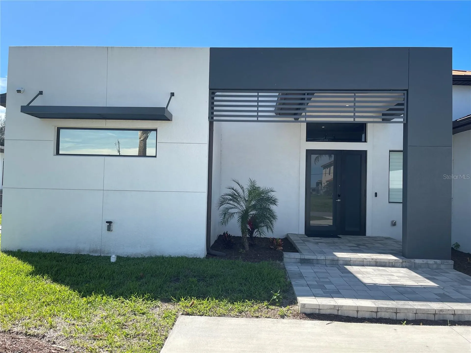 2106 SW 4th Street Cape Coral FL 33991