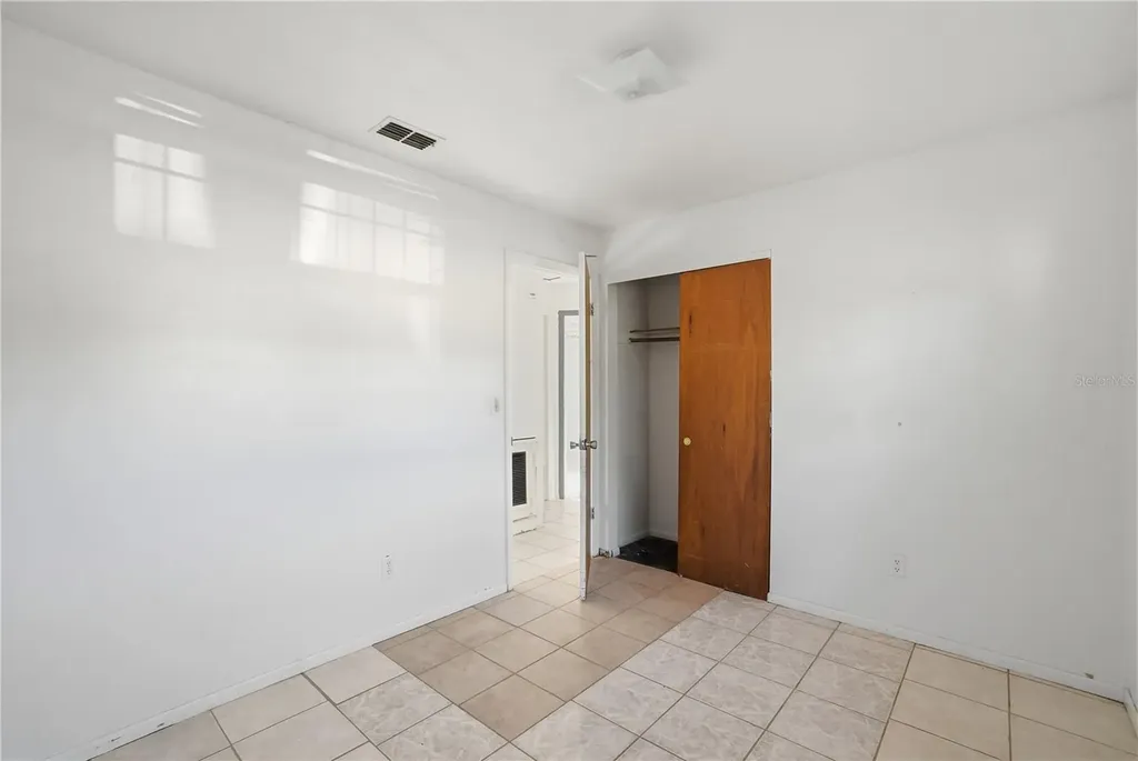 800 Orange Grove Drive Altamonte Springs FL 32701