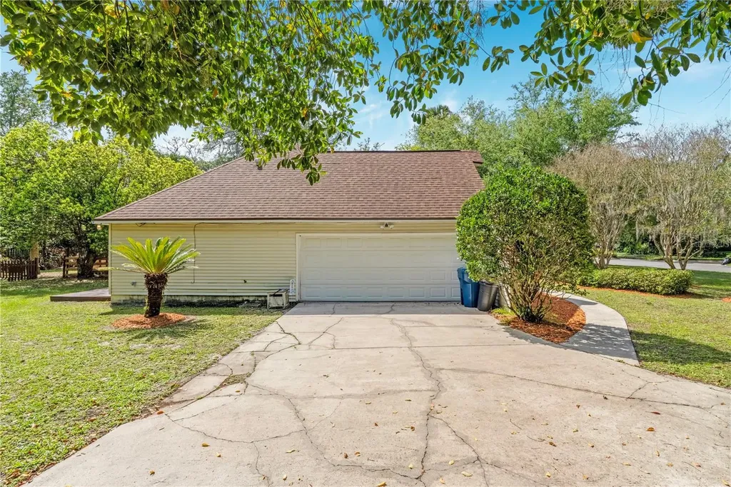 226 Crooked Tree Trail Deland FL 32724