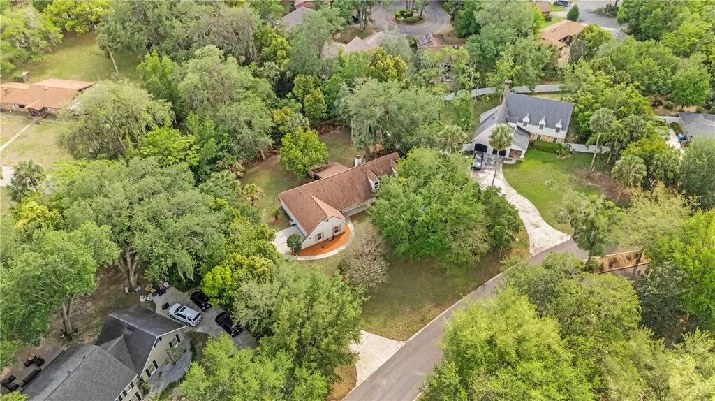 226 Crooked Tree Trail Deland FL 32724
