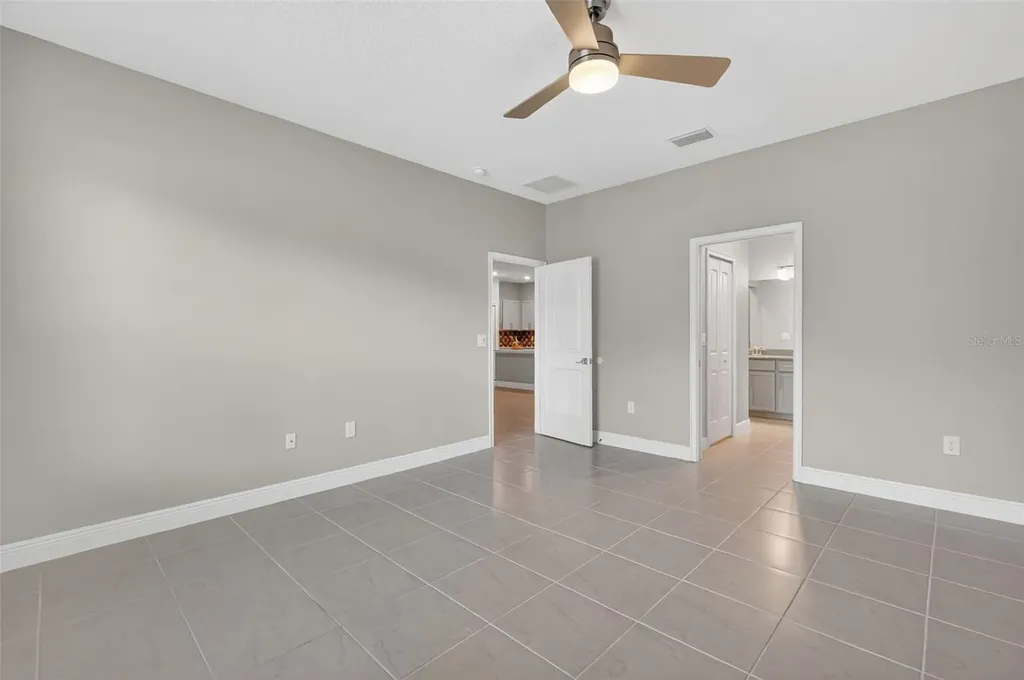 27203 White Plains Way Leesburg FL 34748