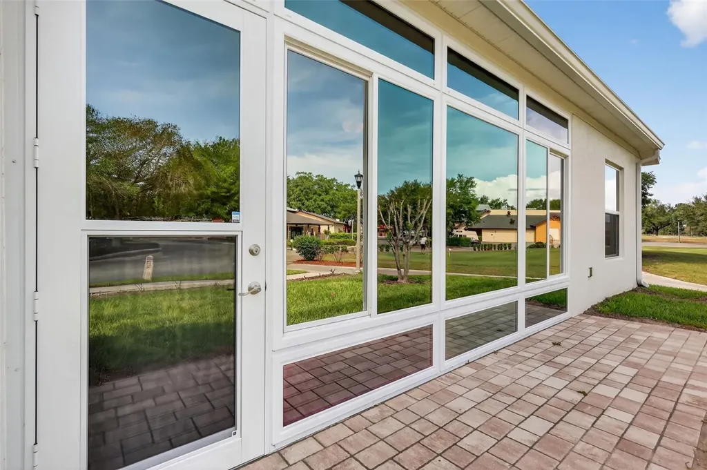 27203 White Plains Way Leesburg FL 34748