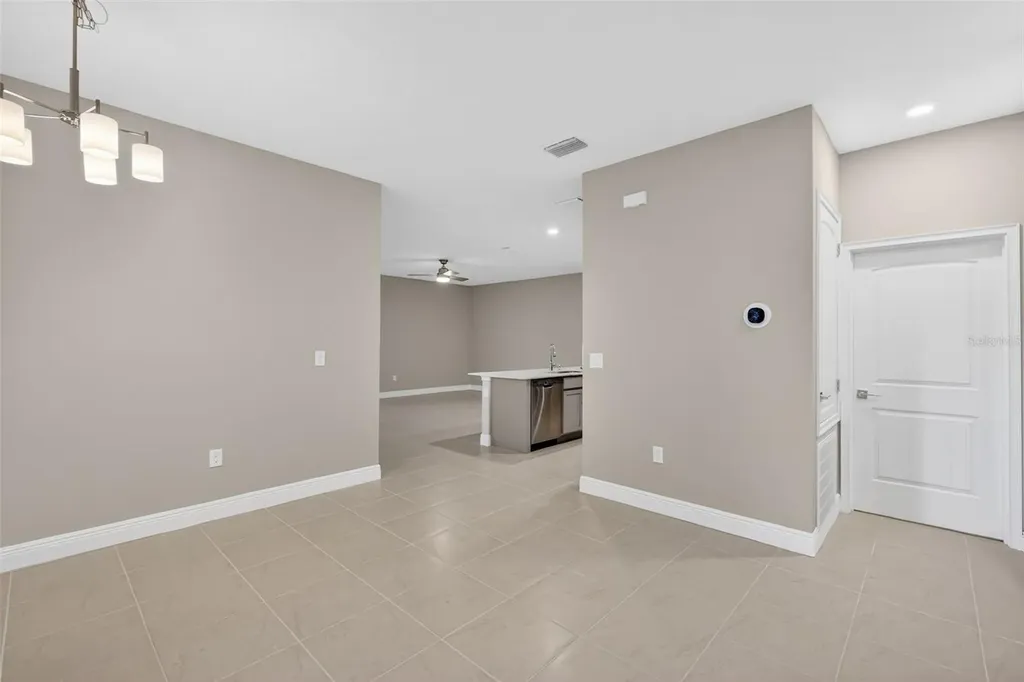 27203 White Plains Way Leesburg FL 34748