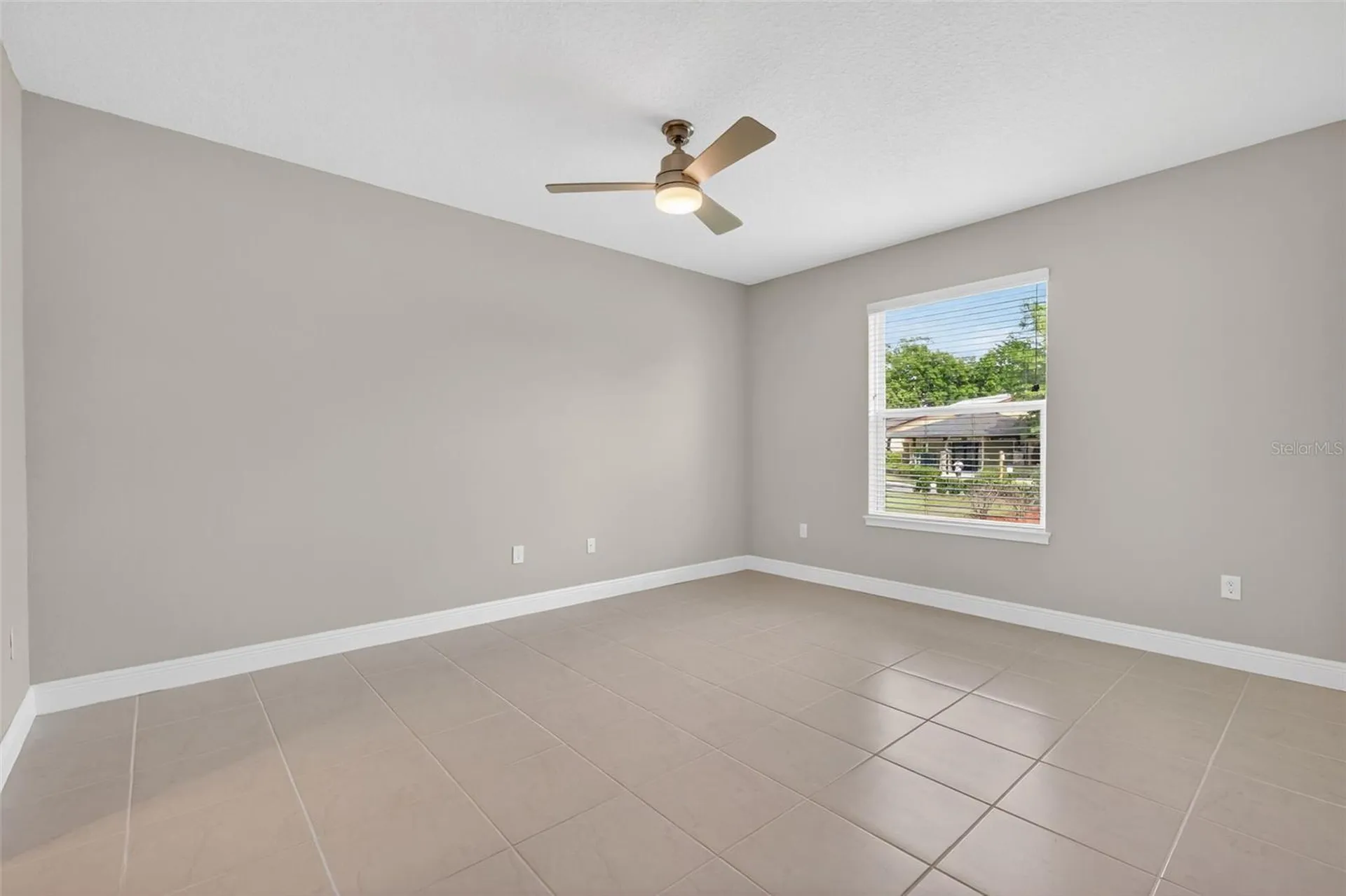 27203 White Plains Way Leesburg FL 34748