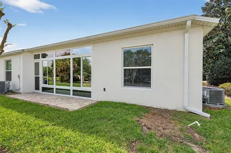 27203 White Plains Way Leesburg FL 34748