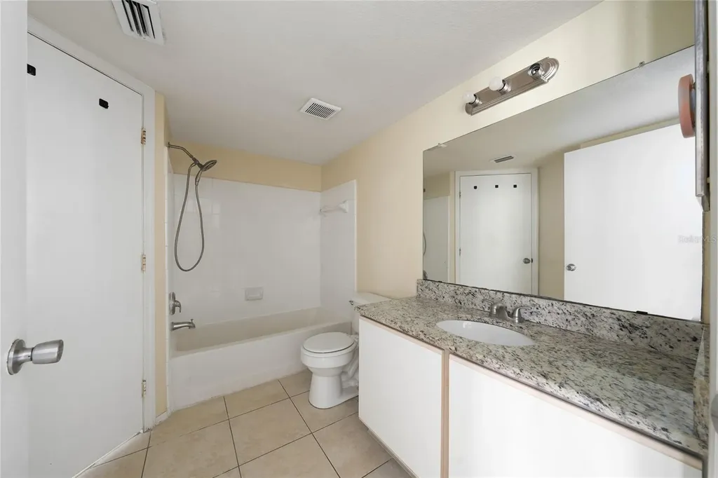 2201 Key West Court Kissimmee FL 34741
