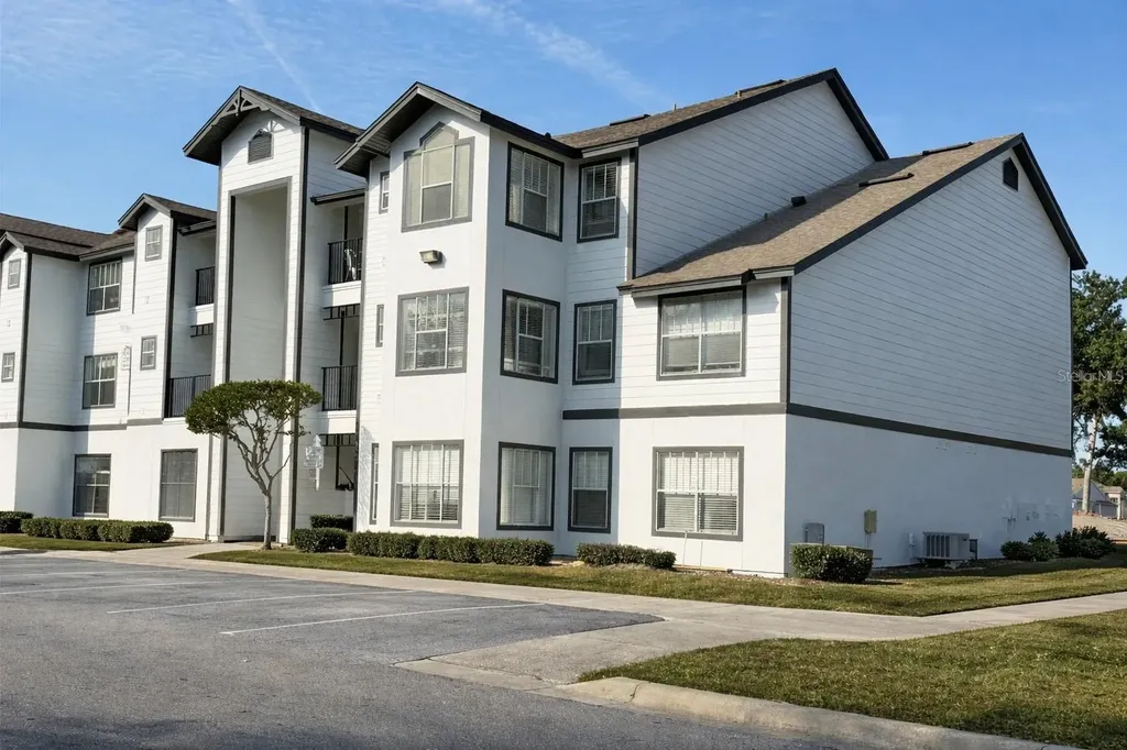 2201 Key West Court Kissimmee FL 34741