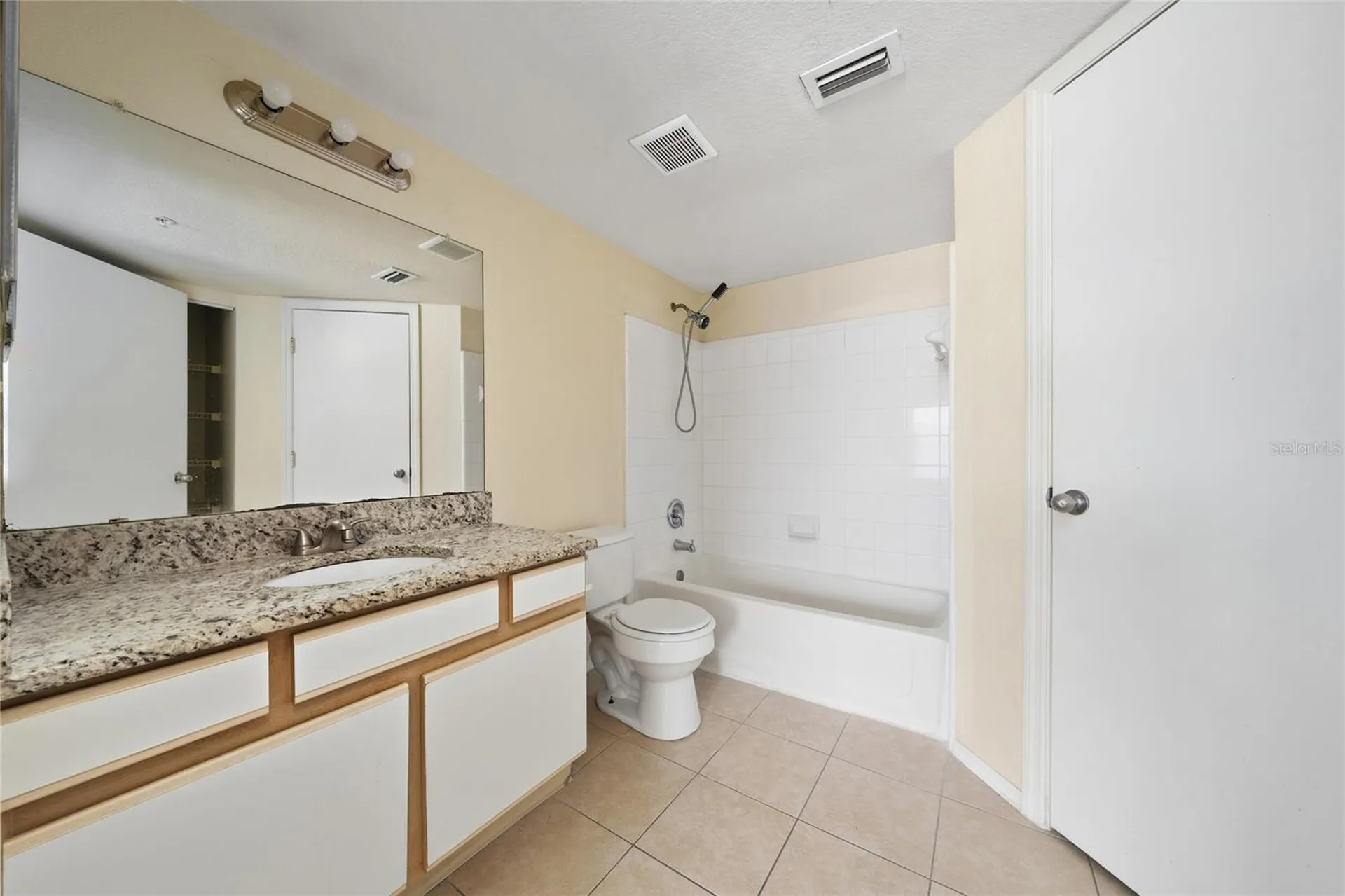 2201 Key West Court Kissimmee FL 34741