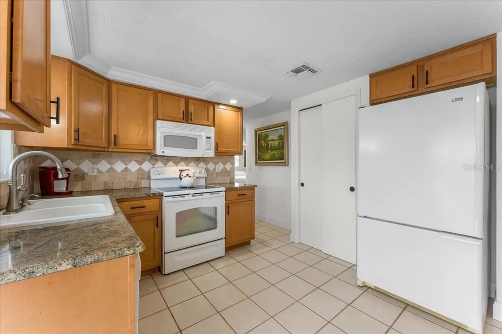 3731 Elmwood Drive Holiday FL 34691