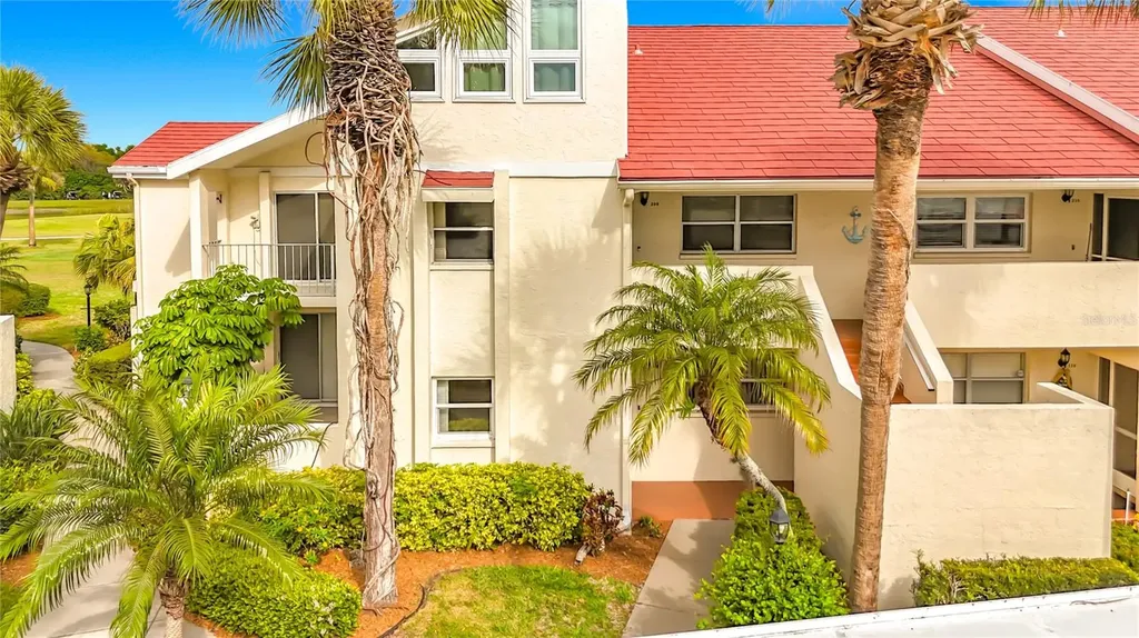 760 Village Circle Venice FL 34292