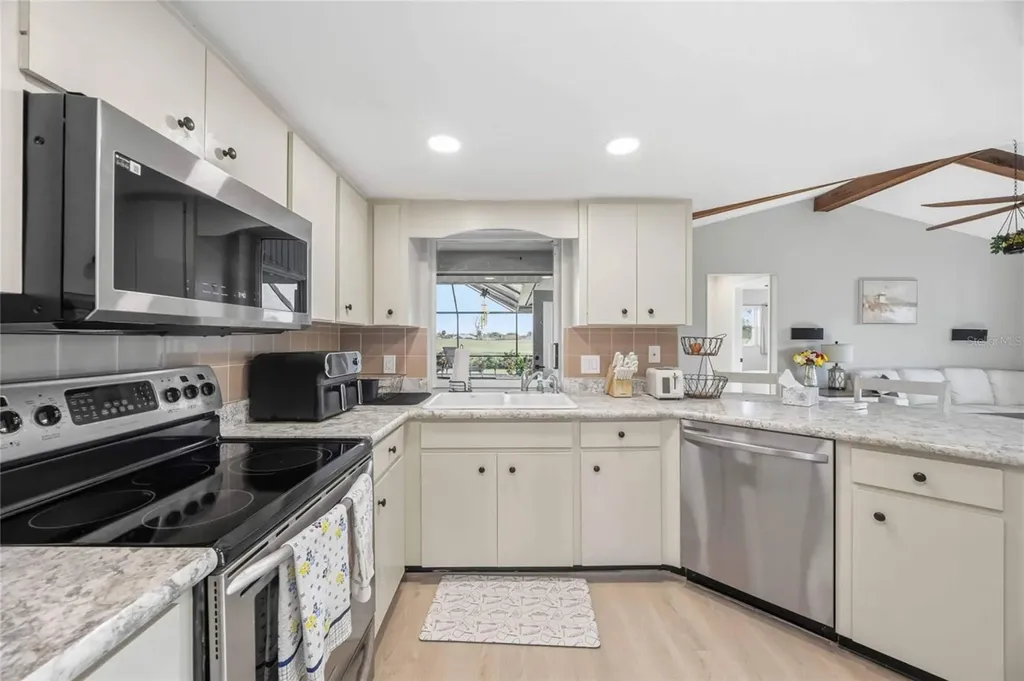 36 Bunker Circle Rotonda West FL 33947