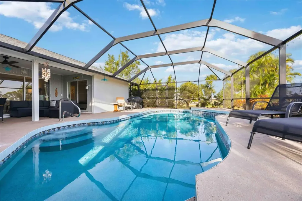 36 Bunker Circle Rotonda West FL 33947
