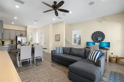 8040 Lost Shaker Lane Kissimmee FL 34747