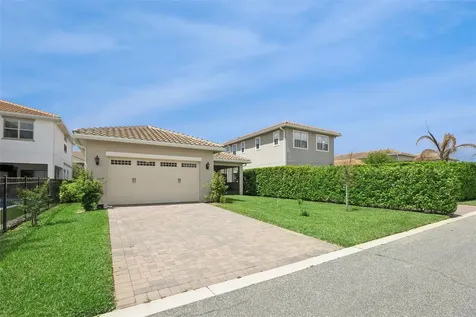 10248 Beechwood Lane Orlando FL 32832