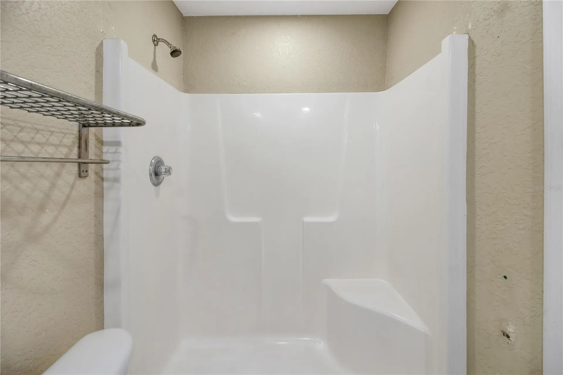 305 W Fountain Street Fruitland Park FL 34731