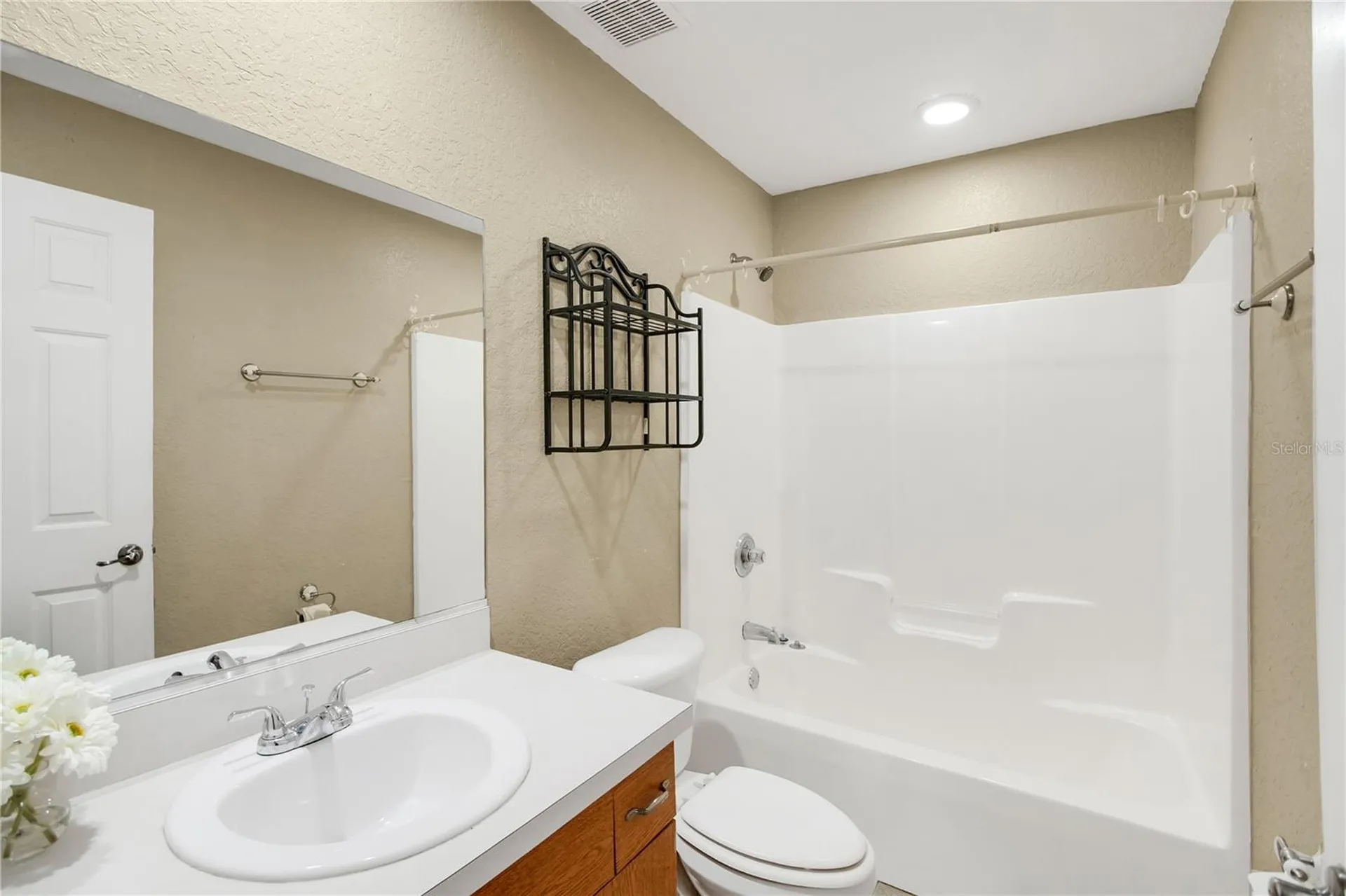 305 W Fountain Street Fruitland Park FL 34731