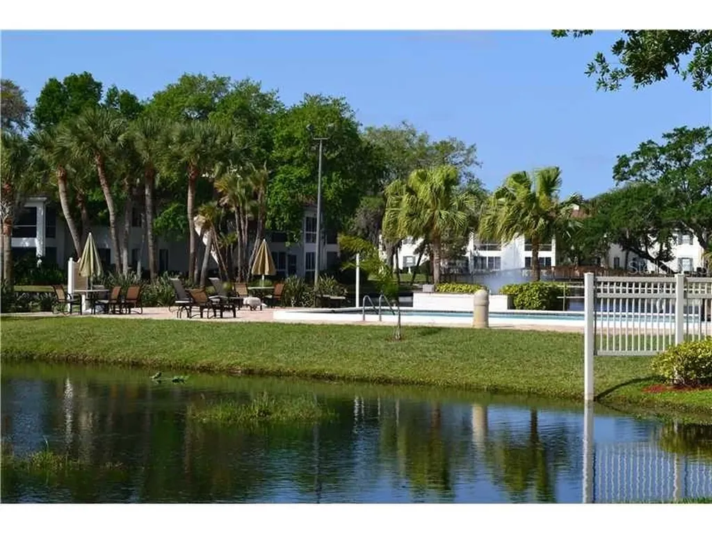 10380 Carrollwood Lane Tampa FL 33618