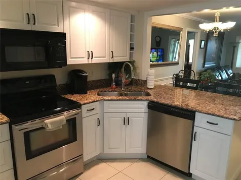 10380 Carrollwood Lane Tampa FL 33618