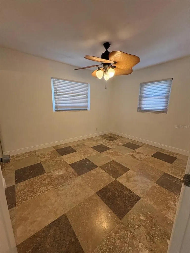 218 Lewis Boulevard SE St Petersburg FL 33705