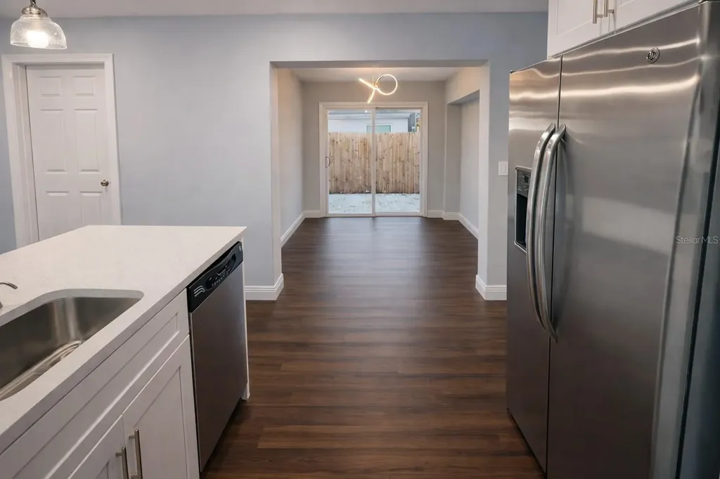 1105 Connecticut Road Tarpon Springs FL 34689