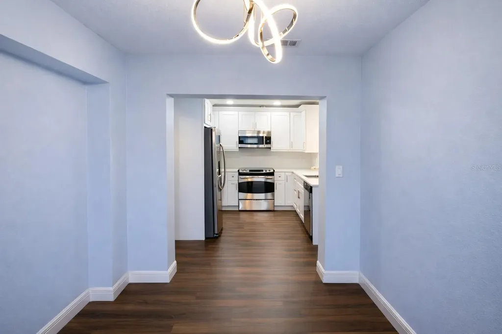 1105 Connecticut Road Tarpon Springs FL 34689