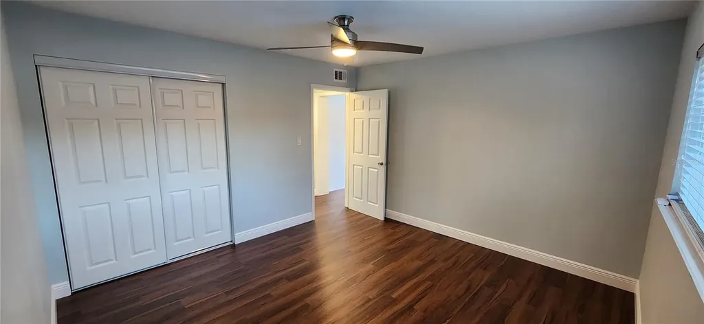 1105 Connecticut Road Tarpon Springs FL 34689