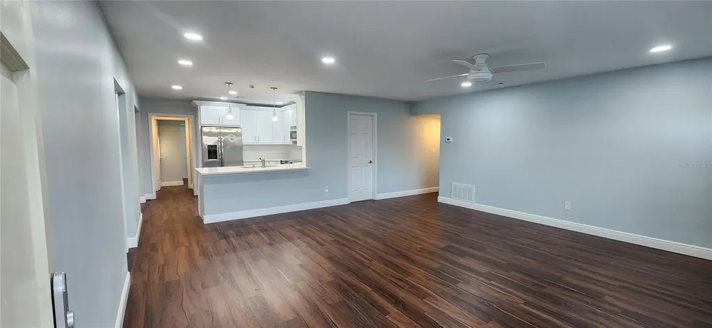 1105 Connecticut Road Tarpon Springs FL 34689