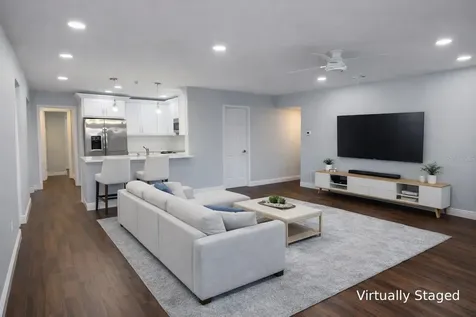 1105 Connecticut Road Tarpon Springs FL 34689