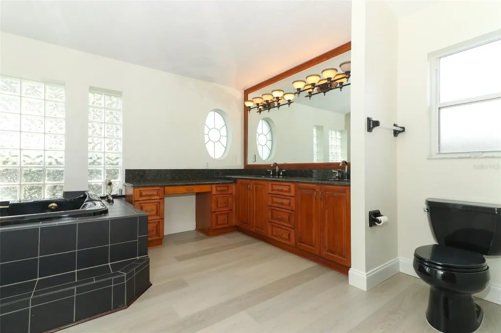 340 Hampton Hills Court Debary FL 32713