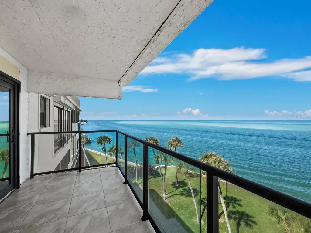 4712 Ocean Boulevard Sarasota FL 34242