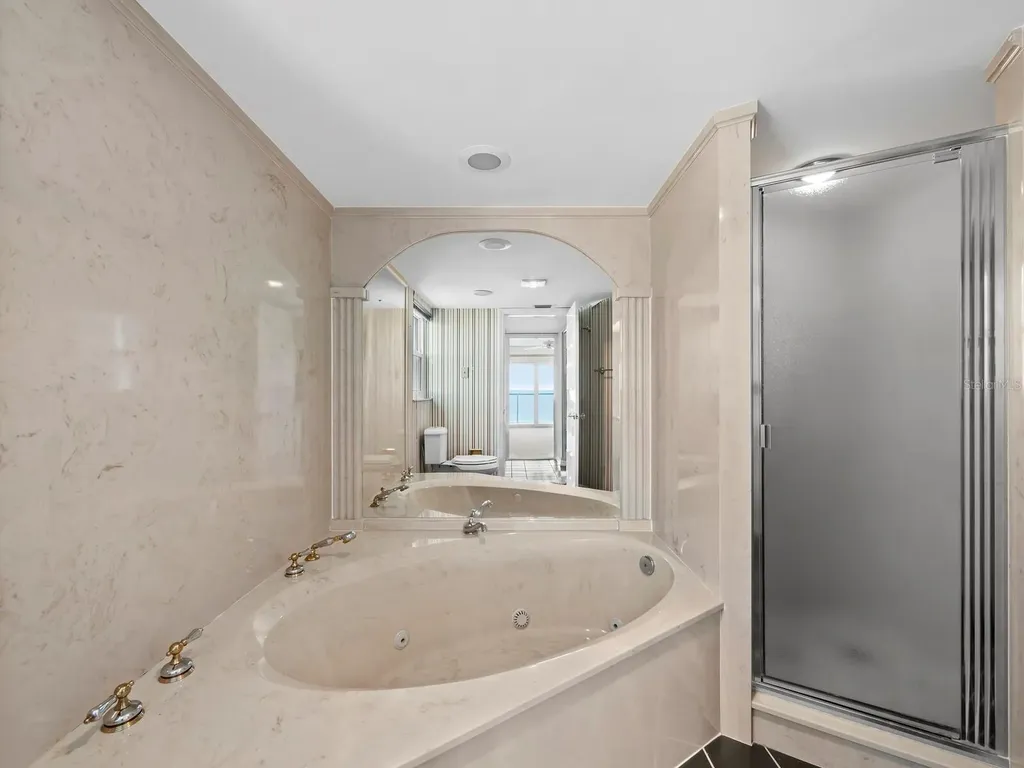 4712 Ocean Boulevard Sarasota FL 34242