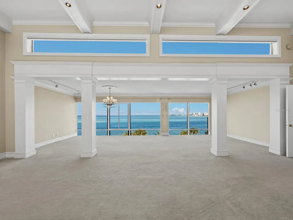 4712 Ocean Boulevard Sarasota FL 34242