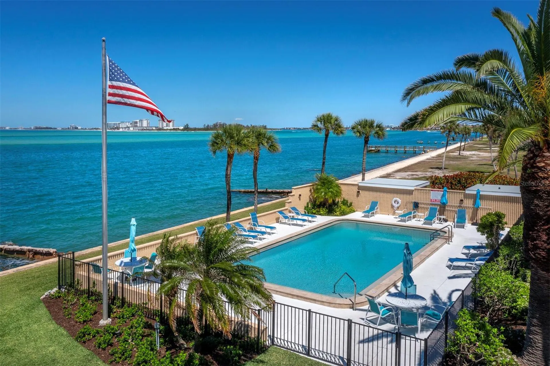 4712 Ocean Boulevard Sarasota FL 34242