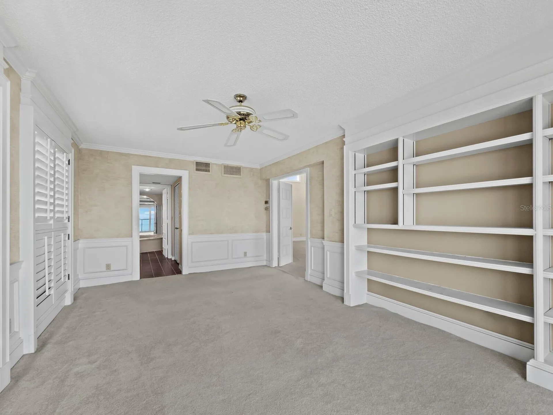 4712 Ocean Boulevard Sarasota FL 34242