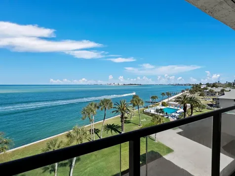 4712 Ocean Boulevard Sarasota FL 34242
