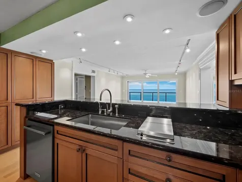 4712 Ocean Boulevard Sarasota FL 34242