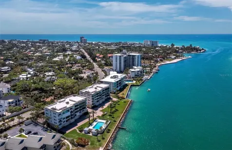 4712 Ocean Boulevard Sarasota FL 34242