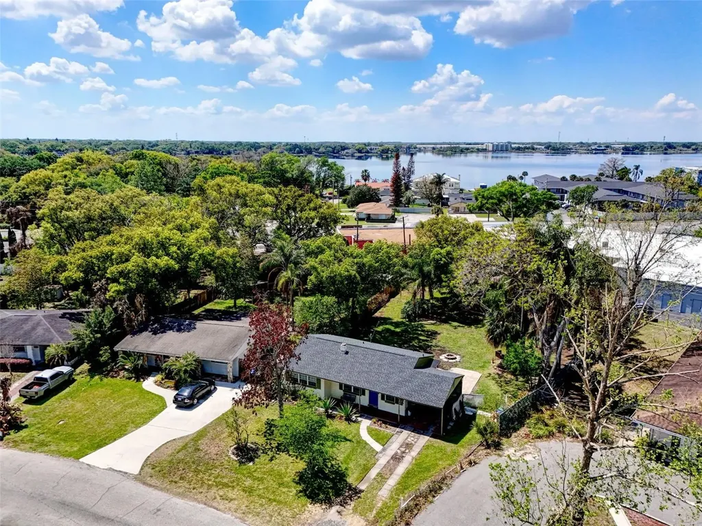 4370 Shorecrest Drive Orlando FL 32804