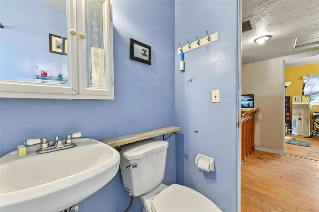4370 Shorecrest Drive Orlando FL 32804