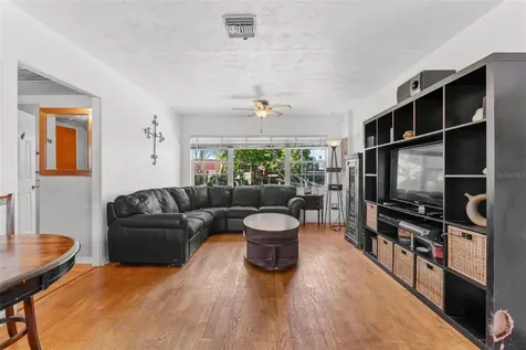 4370 Shorecrest Drive Orlando FL 32804