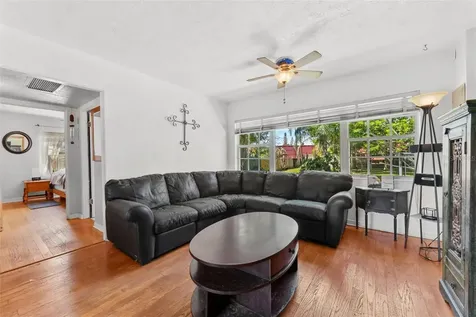 4370 Shorecrest Drive Orlando FL 32804