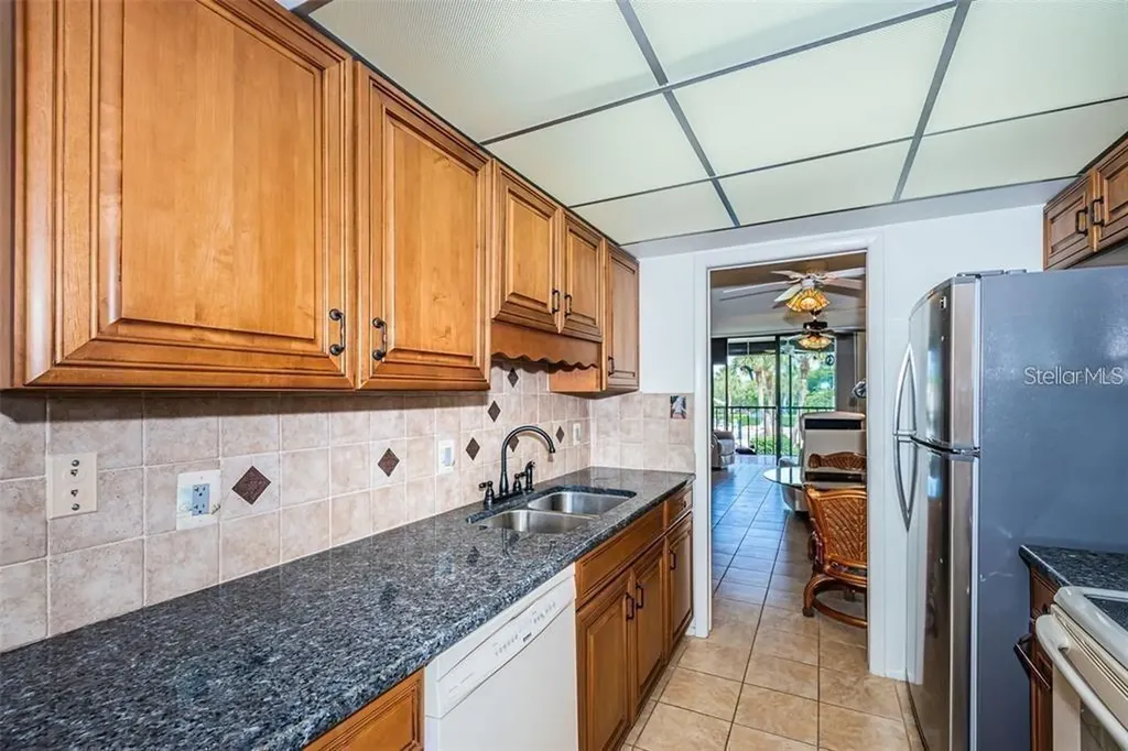 1324 Pasadena Avenue S South Pasadena FL 33707