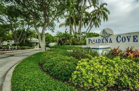 1324 Pasadena Avenue S South Pasadena FL 33707