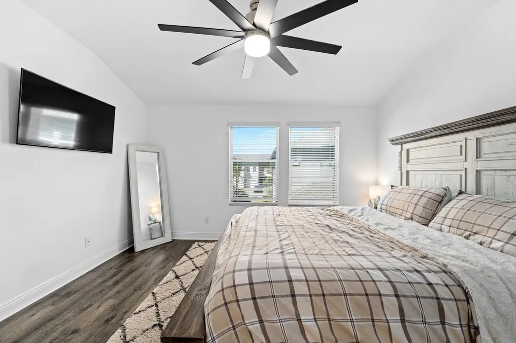 2444 Foggy Creek Circle Clearwater FL 33764