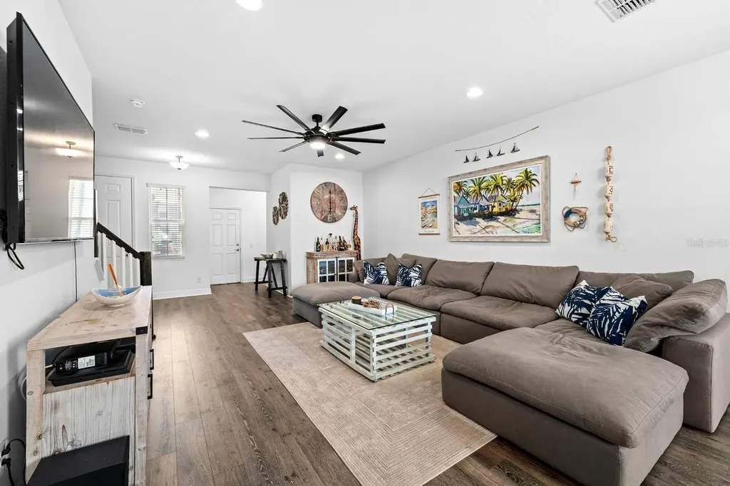 2444 Foggy Creek Circle Clearwater FL 33764