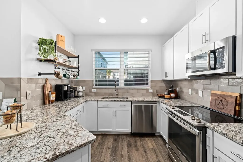 2444 Foggy Creek Circle Clearwater FL 33764