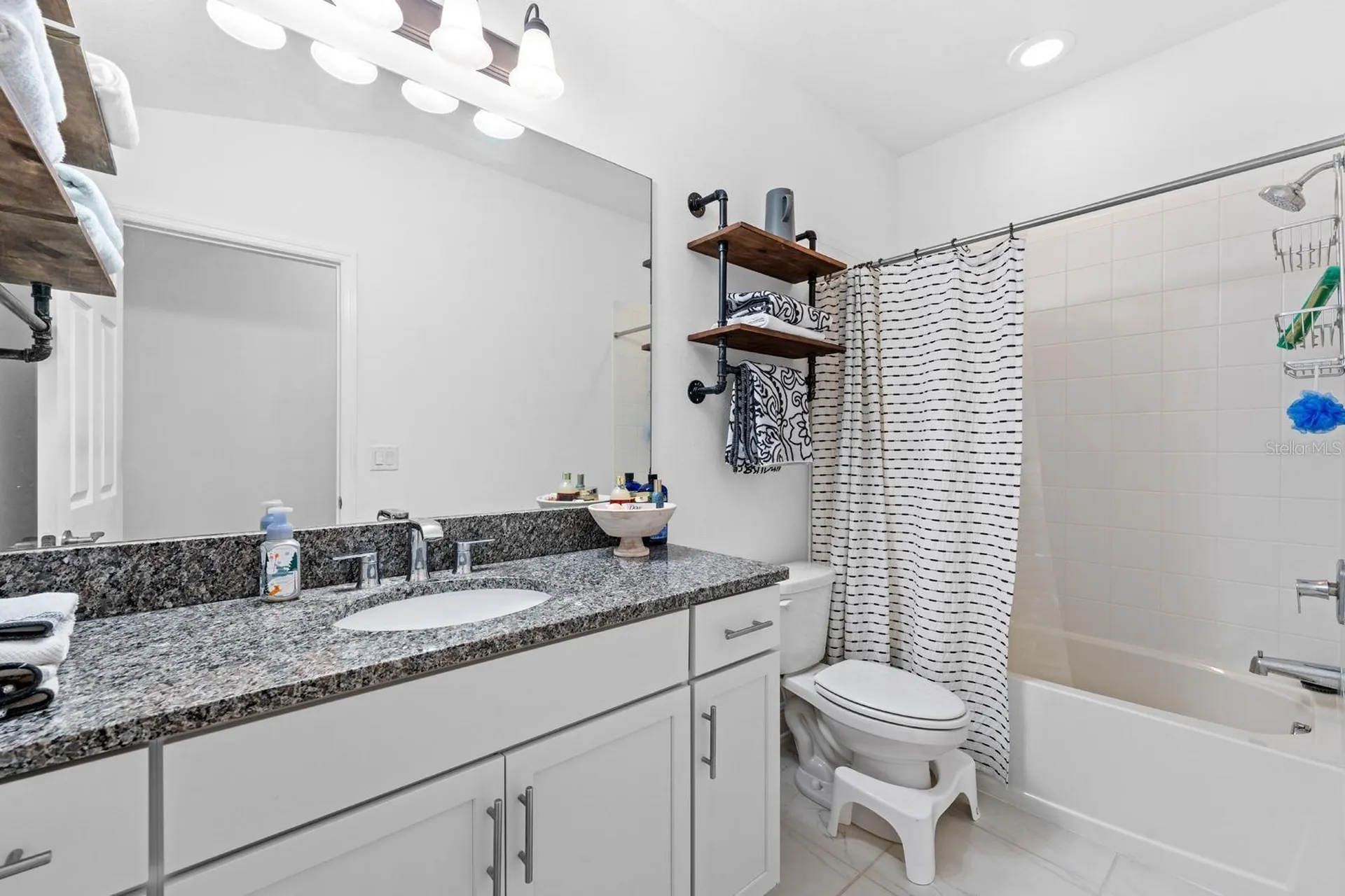 2444 Foggy Creek Circle Clearwater FL 33764