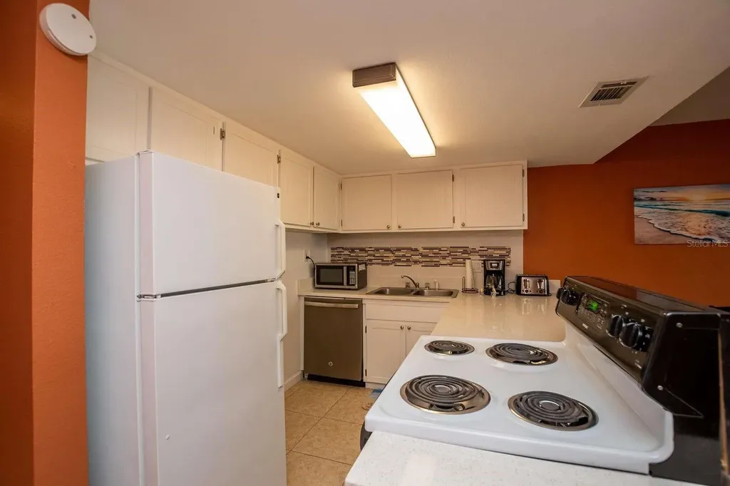 4849 Saxon New Smyrna Beach FL 32169