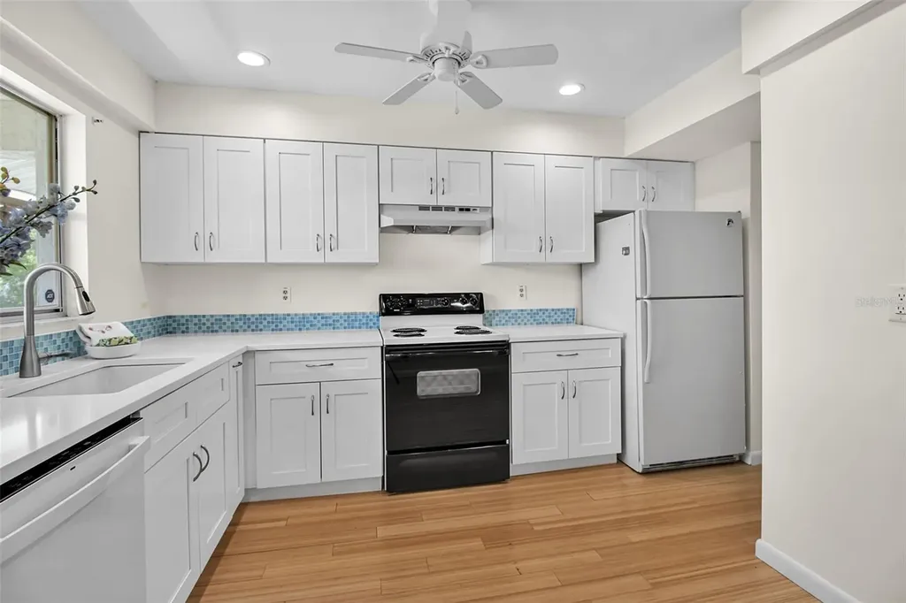 3987 Maceachen Boulevard Sarasota FL 34233